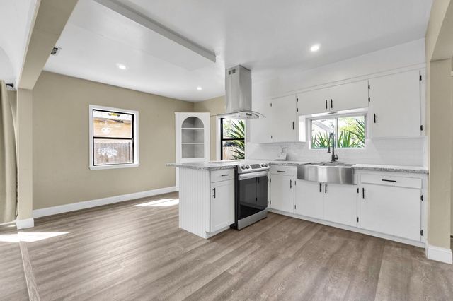 963 N Arthur Avenue, Fresno, CA 93728