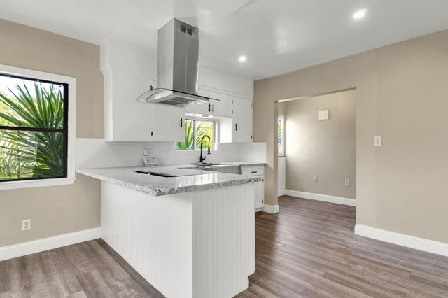 963 N Arthur Avenue, Fresno, CA 93728