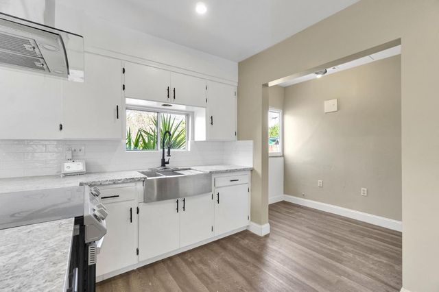 963 N Arthur Avenue, Fresno, CA 93728