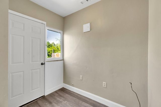 963 N Arthur Avenue, Fresno, CA 93728