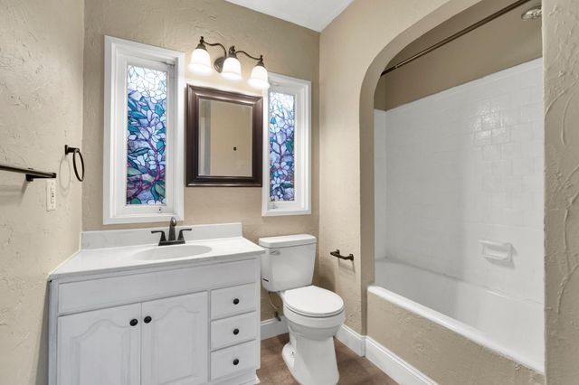 963 N Arthur Avenue, Fresno, CA 93728