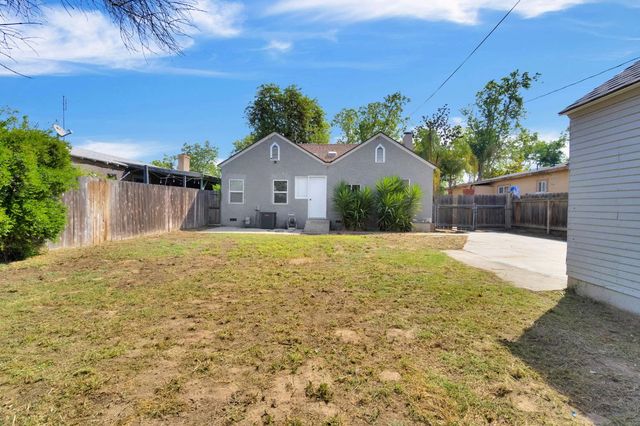 963 N Arthur Avenue, Fresno, CA 93728