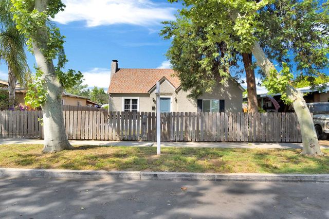 963 N Arthur Avenue, Fresno, CA 93728