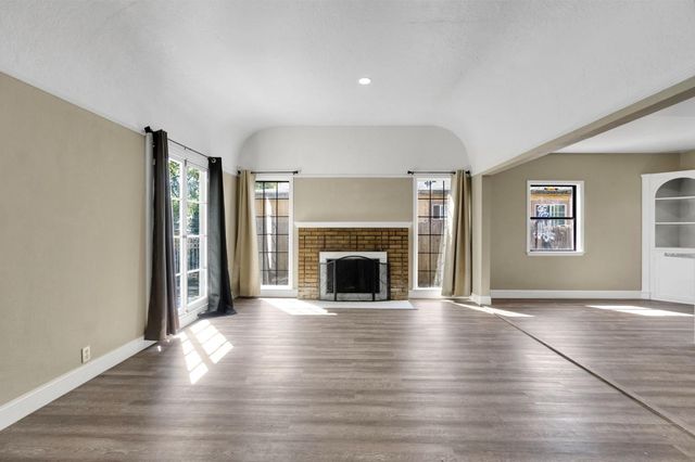 963 N Arthur Avenue, Fresno, CA 93728