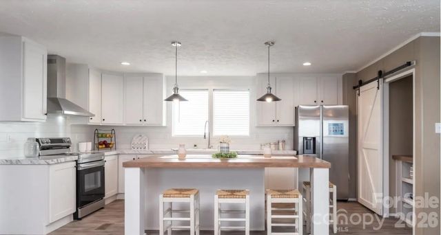 1002 Pinnacle Church Road, Nebo, NC 28761