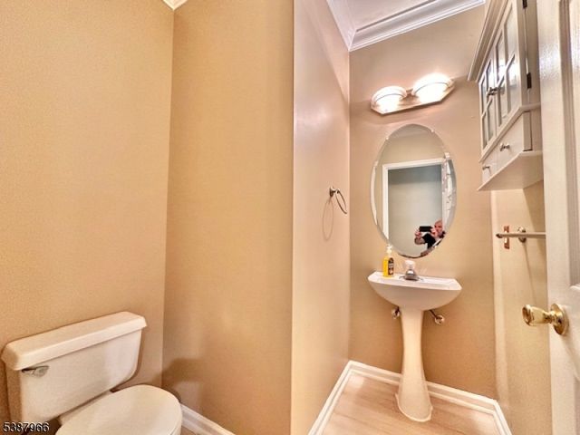 3 Mountain Laurel Rd, Marlboro Twp., NJ 07751