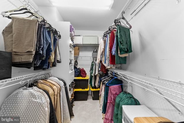 40 PALMER DR, Moorestown, NJ 08057