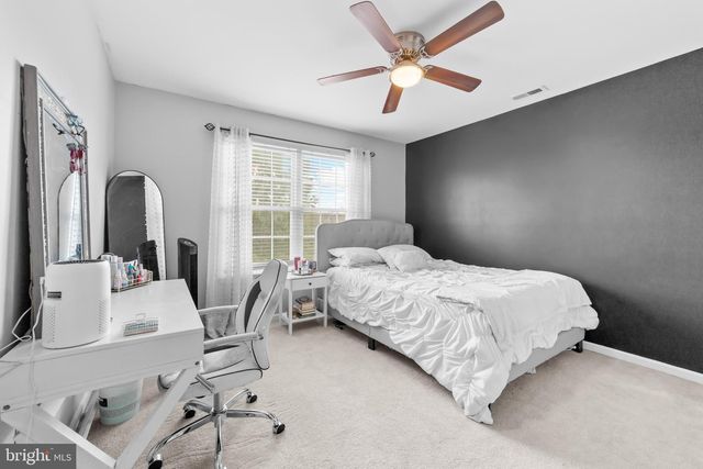 40 PALMER DR, Moorestown, NJ 08057