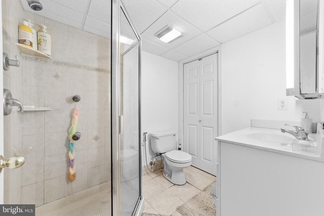 40 PALMER DR, Moorestown, NJ 08057