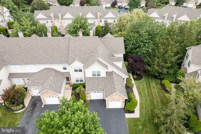 40 PALMER DR, Moorestown, NJ 08057