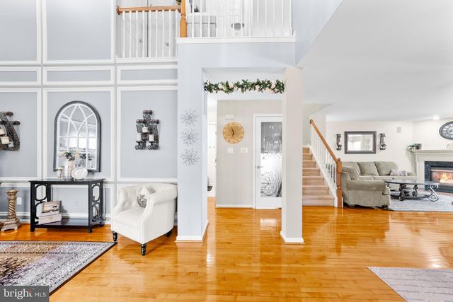 40 PALMER DR, Moorestown, NJ 08057