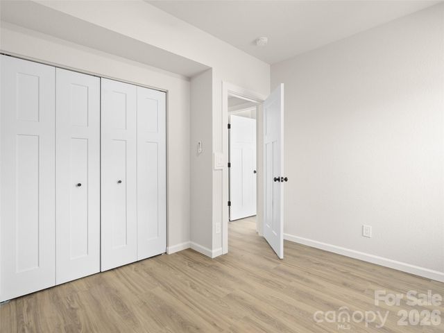 186 Travelers Point, Waynesville, NC 28785