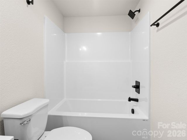 186 Travelers Point, Waynesville, NC 28785