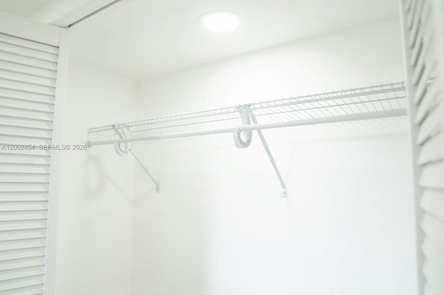 220 SW 9th Ave 306, Hallandale Beach, FL 33009