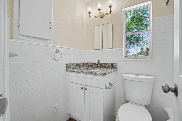 2425 19TH STREET S, St Petersburg, FL 33712