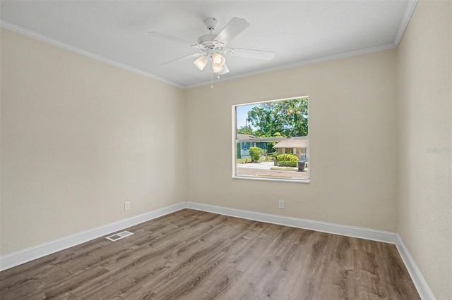 2425 19TH STREET S, St Petersburg, FL 33712