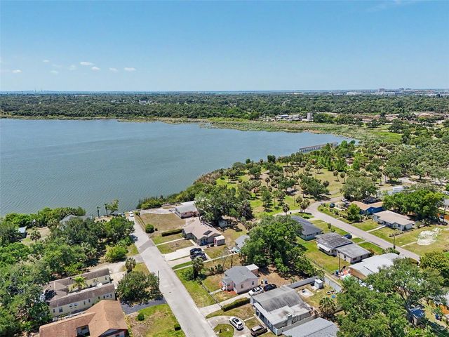 2425 19TH STREET S, St Petersburg, FL 33712