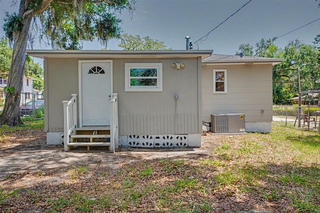 2425 19TH STREET S, St Petersburg, FL 33712
