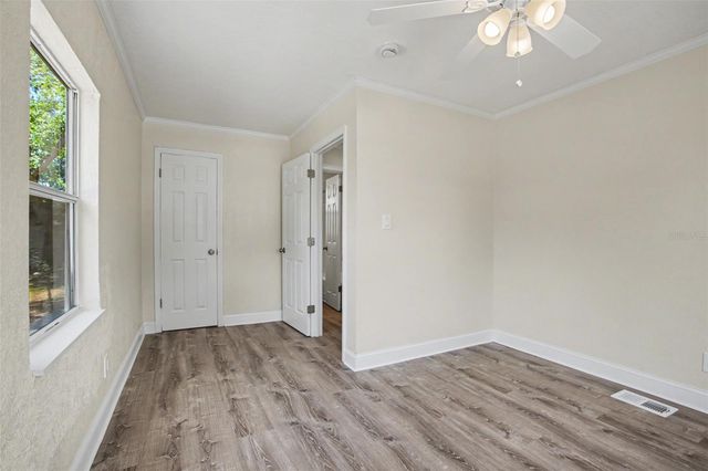 2425 19TH STREET S, St Petersburg, FL 33712