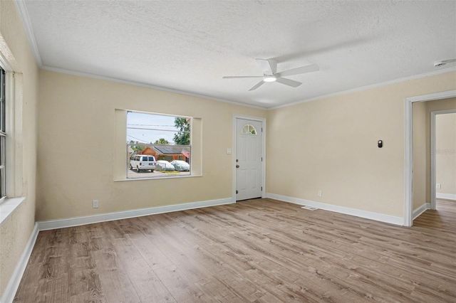 2425 19TH STREET S, St Petersburg, FL 33712