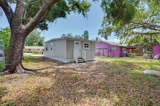 2425 19TH STREET S, St Petersburg, FL 33712