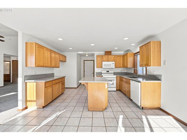 3624 Ne 217TH Ave, Fairview, OR 97024