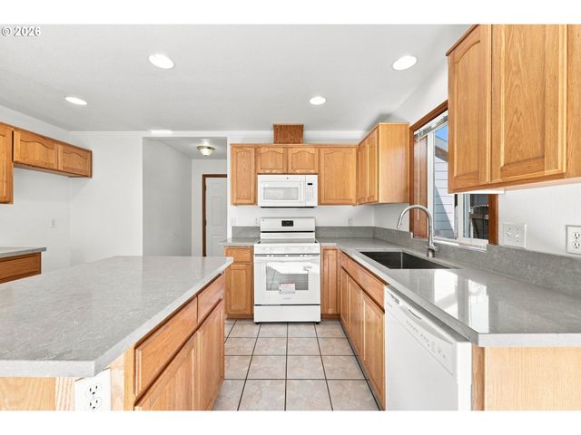 3624 Ne 217TH Ave, Fairview, OR 97024