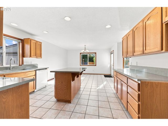 3624 Ne 217TH Ave, Fairview, OR 97024