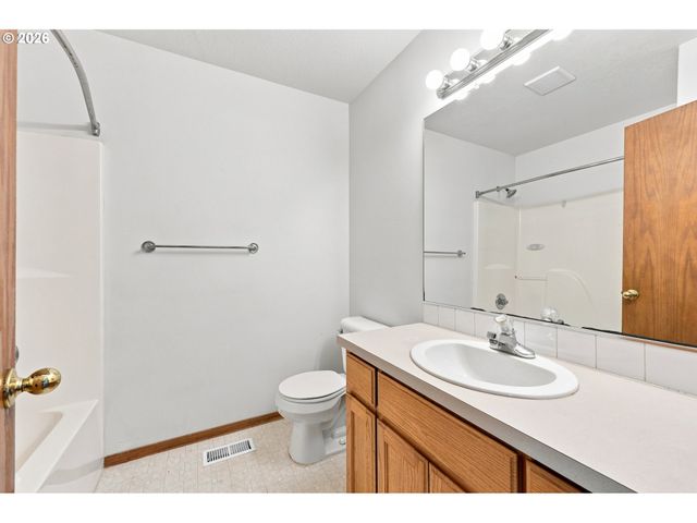 3624 Ne 217TH Ave, Fairview, OR 97024