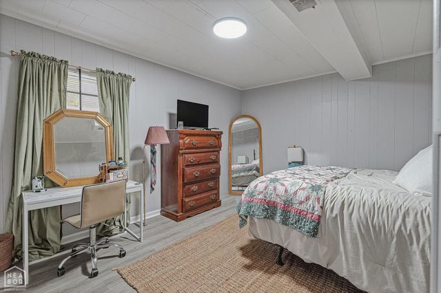 1509 Crestview Dr, Paragould, AR 72450