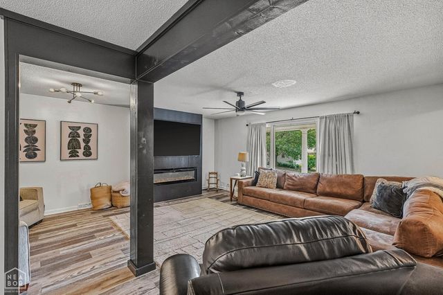 1509 Crestview Dr, Paragould, AR 72450