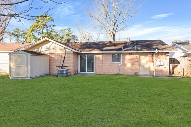 11218 Rebel Road, Houston, TX 77016