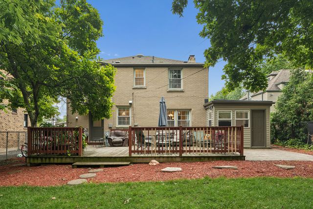 2229 Macdonald Lane, Flossmoor, IL 60422