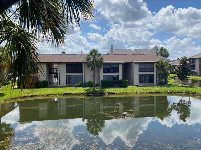 3840 N LAKE DRIVE 126, Tampa, FL 33614