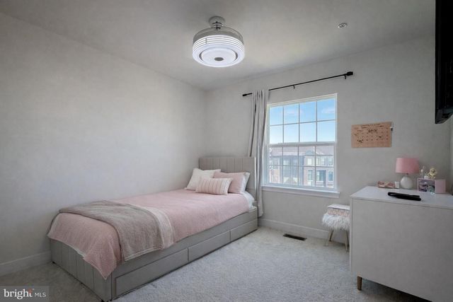 134 SUMMIT POINT BLVD, Bowie, MD 20716