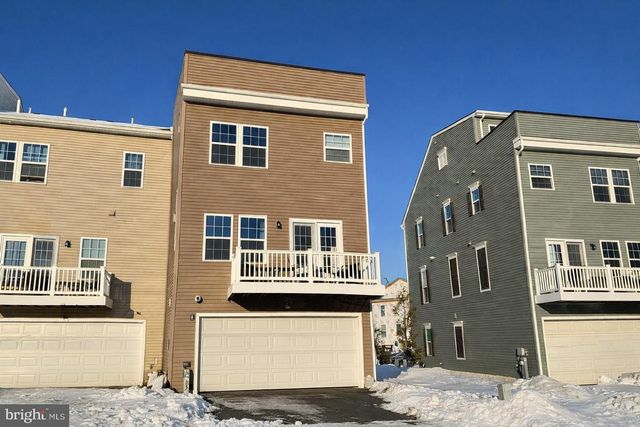 134 SUMMIT POINT BLVD, Bowie, MD 20716