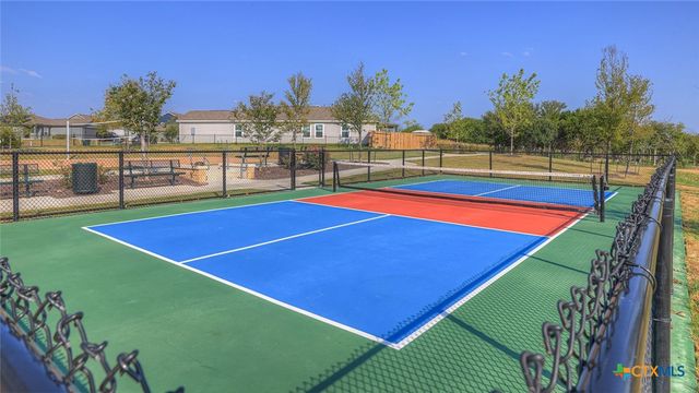 204 SURREY OAKS, Maxwell, TX 78656