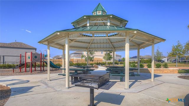 204 SURREY OAKS, Maxwell, TX 78656