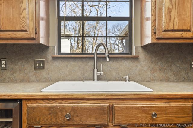 3211 S Bermuda Drive, Sand Springs, OK 74063