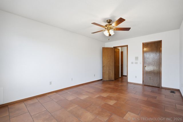 3211 S Bermuda Drive, Sand Springs, OK 74063