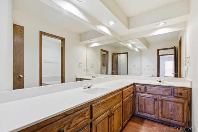 3211 S Bermuda Drive, Sand Springs, OK 74063