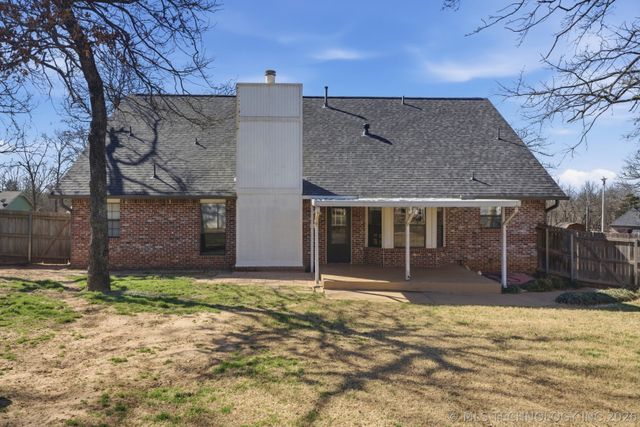 3211 S Bermuda Drive, Sand Springs, OK 74063