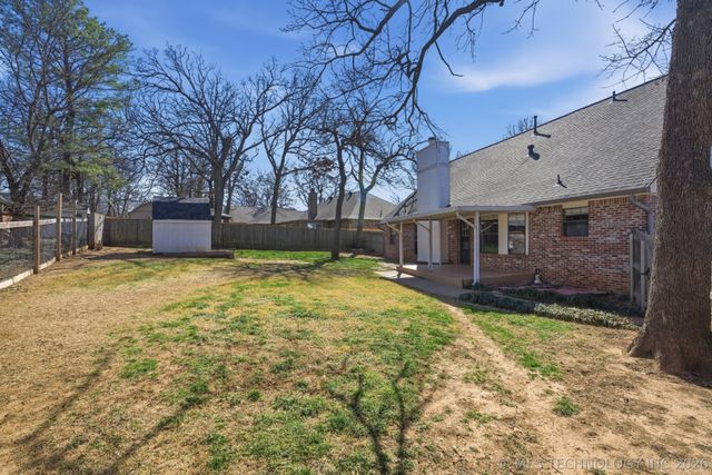 3211 S Bermuda Drive, Sand Springs, OK 74063