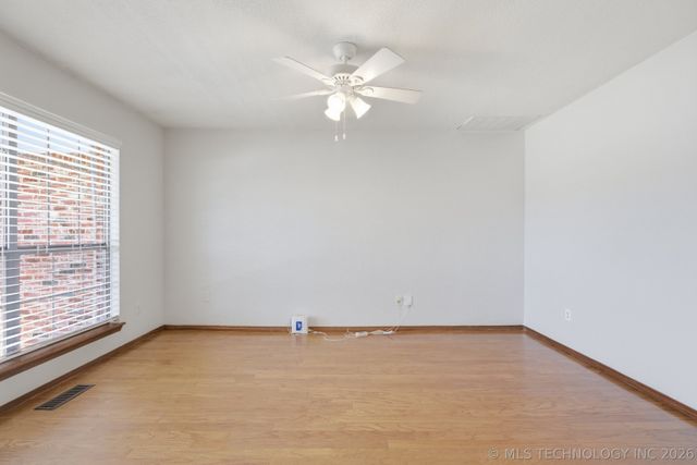 3211 S Bermuda Drive, Sand Springs, OK 74063