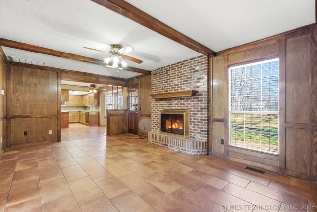 3211 S Bermuda Drive, Sand Springs, OK 74063