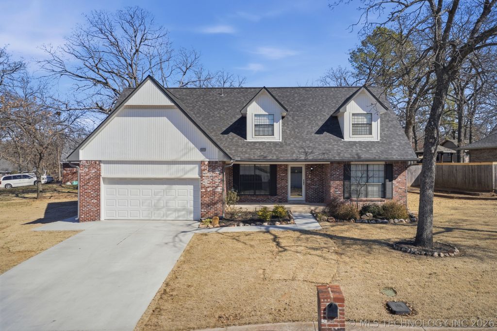 3211 S Bermuda Drive, Sand Springs, OK 74063
