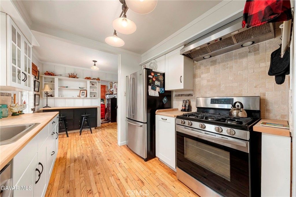 Image 15 of property listing at 40115 87th W, Leona Valley, CA 93551