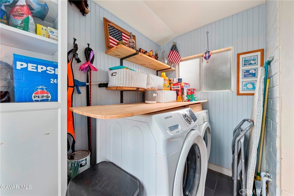 Image 25 of property listing at 40115 87th W, Leona Valley, CA 93551