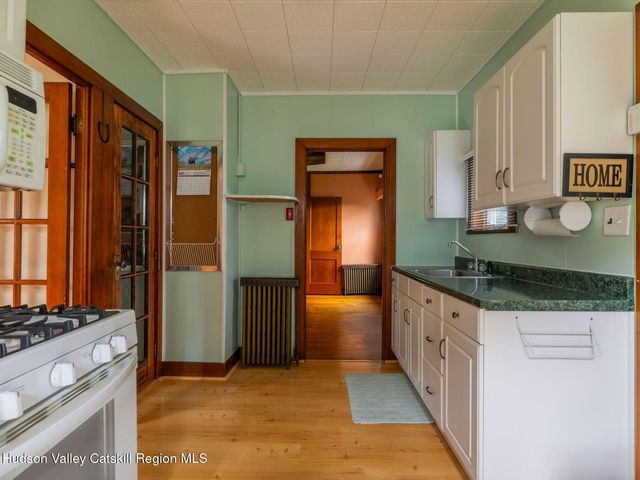 34 Tillson Road, Tillson, NY 12486