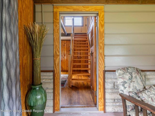 34 Tillson Road, Tillson, NY 12486